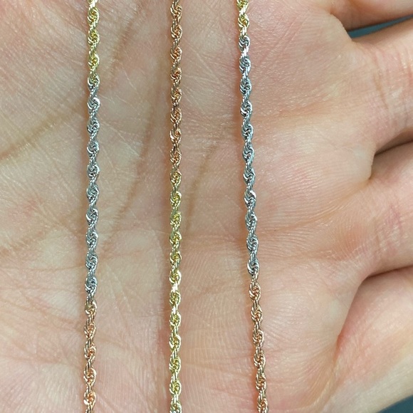 14K tri color 1.5mm Solid Rope Chain - Picture 8 of 9